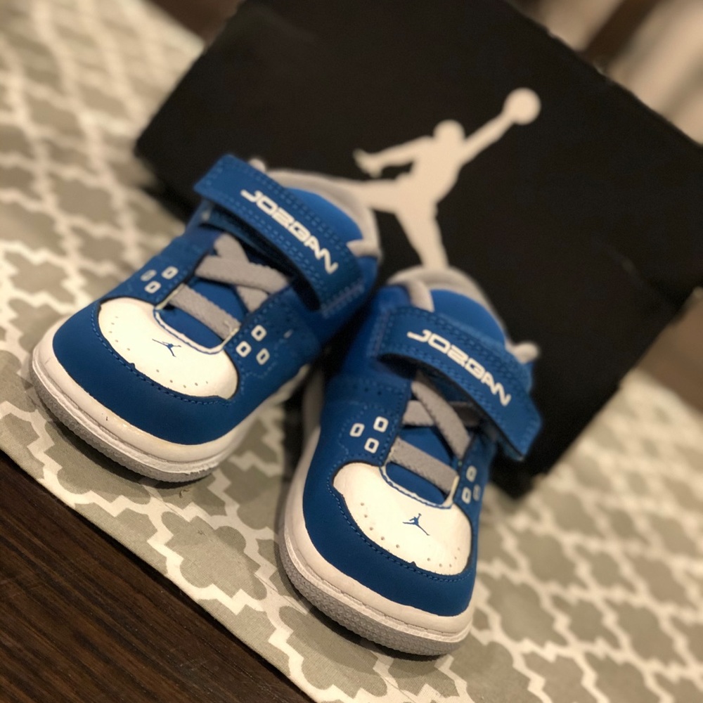 Nike like new baby sneakers Jordan Flight 1